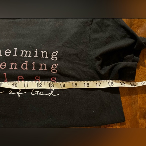 Christian tee, T-shirt, District, black, size medium, reckless love of God - Picture 6 of 6